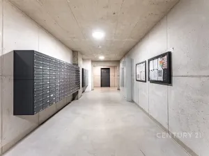 Prodej bytu 2+kk, Praha - Vysočany, Kolbenova, 45 m2