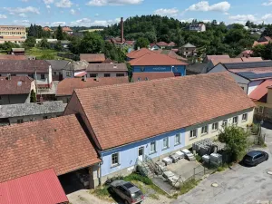 Prodej vícegeneračního domu, Kamenice, 1737 m2