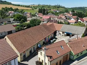 Prodej vícegeneračního domu, Kamenice, 1737 m2