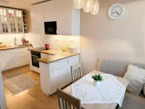Prodej bytu 3+kk, Praha, Na sádce, 80 m2