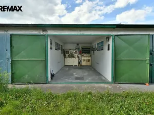 Pronájem garáže, Hradec Králové, Bratří Štefanů, 16 m2