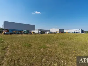 Prodej komerčního pozemku, Nivnice, 3525 m2