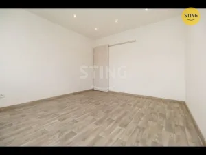 Pronájem bytu 2+1, Ostrava, Výškovická, 57 m2