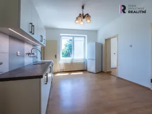Prodej činžovního domu, Jevišovice, 420 m2
