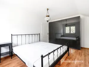 Pronájem rodinného domu, Horoušany, Na Svahu, 141 m2