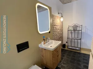 Pronájem bytu 2+kk, Znojmo, Na Kopečku, 52 m2