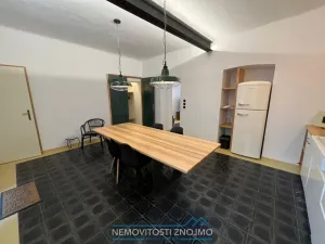 Pronájem bytu 2+kk, Znojmo, Na Kopečku, 52 m2