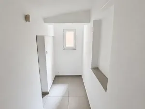 Pronájem obchodního prostoru, Karlovy Vary, T. G. Masaryka, 97 m2