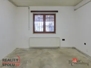 Pronájem skladu, Mnichovo Hradiště, Jiráskova, 450 m2