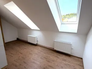 Pronájem bytu 3+kk, Náchod, Poděbradova, 79 m2