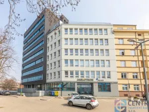 Pronájem kanceláře, Praha - Holešovice, U Pergamenky, 584 m2