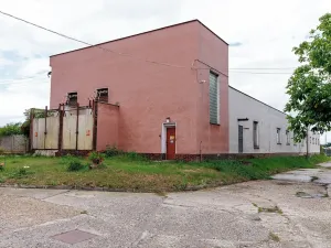 Prodej výrobních prostor, Žatec, 3347 m2
