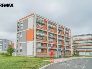 Prodej bytu 1+kk, Praha - Zličín, Sazovická, 33 m2