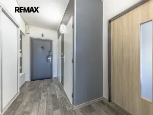 Prodej bytu 2+kk, Praha - Modřany, Mádrova, 44 m2