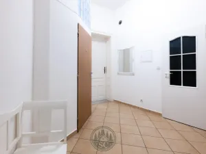 Prodej bytu 3+1, Karlovy Vary, Varšavská, 72 m2