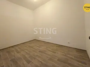 Pronájem bytu 3+kk, Frýdek-Místek, Zámecké nám., 69 m2