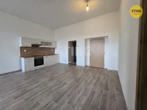 Pronájem bytu 3+kk, Frýdek-Místek, Zámecké nám., 69 m2