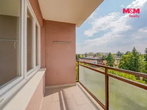 Pronájem bytu 2+1, Plzeň - Skvrňany, Macháčkova, 62 m2