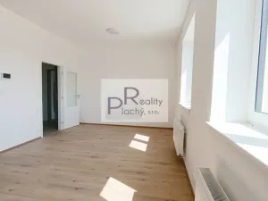 Prodej bytu 2+kk, Hevlín, 62 m2