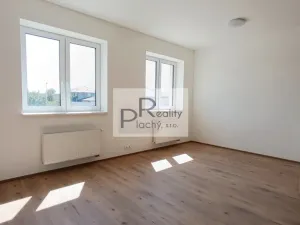 Prodej bytu 2+kk, Hevlín, 62 m2