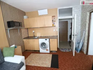 Pronájem bytu 1+1, Sokolov, Jelínkova, 38 m2