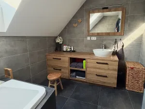 Pronájem rodinného domu, Holubice, 130 m2