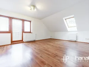 Prodej rodinného domu, Strančice, 259 m2