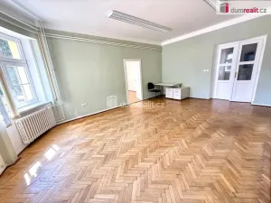 Pronájem kanceláře, Veltrusy, Palackého, 85 m2