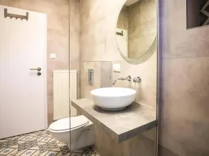 Pronájem bytu 1+kk, Praha - Nusle, U Pernštejnských, 33 m2