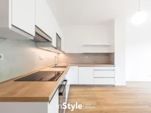 Pronájem bytu 1+kk, Uherské Hradiště, 28. října, 46 m2