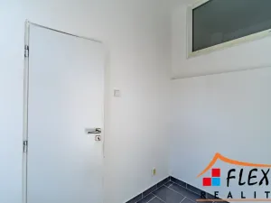 Pronájem bytu 2+1, Ostrava, Korunní, 105 m2
