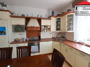 Prodej apartmánu, Orlová - Poruba, Dělnická, 255 m2
