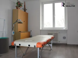 Pronájem bytu 2+1, Karlovy Vary - Rybáře, Majakovského, 54 m2