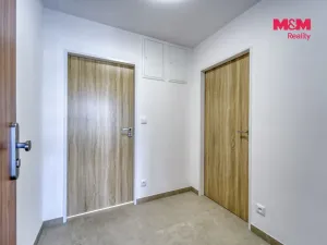 Pronájem bytu 1+1, Sušice - Sušice II, V Drahelinkách, 37 m2