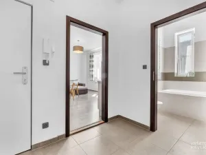 Prodej bytu 2+kk, Praha, Dolnoměcholupská, 45 m2