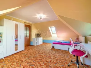 Prodej rodinného domu, Zlosyň, 209 m2