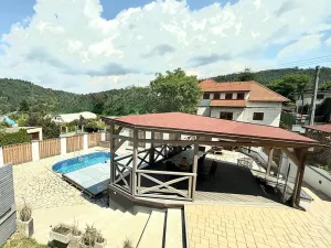Prodej chalupy, Roztoky, 234 m2