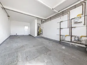 Prodej garáže, Brno, Zezulova, 27 m2