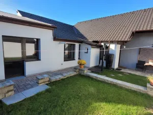 Prodej rodinného domu, Straškov-Vodochody - Straškov, 100 m2