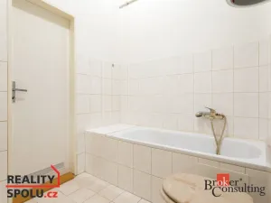 Pronájem bytu 2+kk, Opava - Město, Kolářská, 51 m2