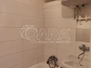 Pronájem bytu 1+kk, Praha - Nusle, V Horkách, 25 m2