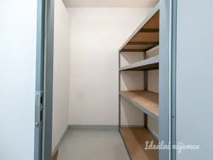 Pronájem bytu 2+kk, Praha - Žižkov, Olšanská, 50 m2