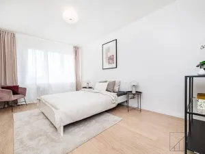 Prodej bytu 2+kk, Praha - Vršovice, Ruská, 42 m2
