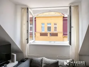 Pronájem bytu 2+kk, Praha - Bubeneč, Sochařská, 63 m2