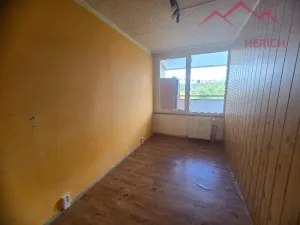 Prodej bytu 3+1, Chomutov, Kundratická, 71 m2
