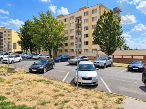 Prodej bytu 1+1, Krupka - Maršov, Karla Čapka, 35 m2