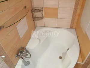 Prodej bytu 3+1, Třebíč - Nové Dvory, 75 m2