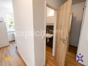Pronájem bytu 1+1, Zlín, Dřevnická, 38 m2