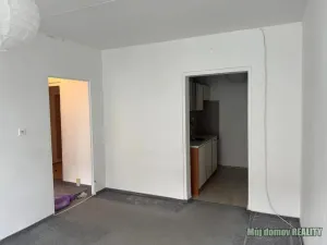 Pronájem bytu 2+kk, Praha - Bohnice, Ratibořská, 44 m2