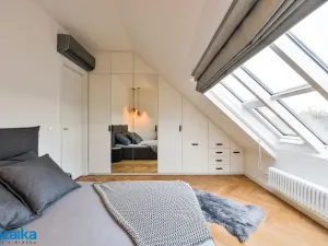 Pronájem bytu 2+kk, Praha - Žižkov, U Rajské zahrady, 61 m2